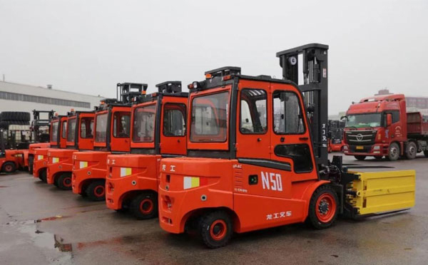 选对张掖叉车更高效——龙工张掖叉车为何成为行业标杆？